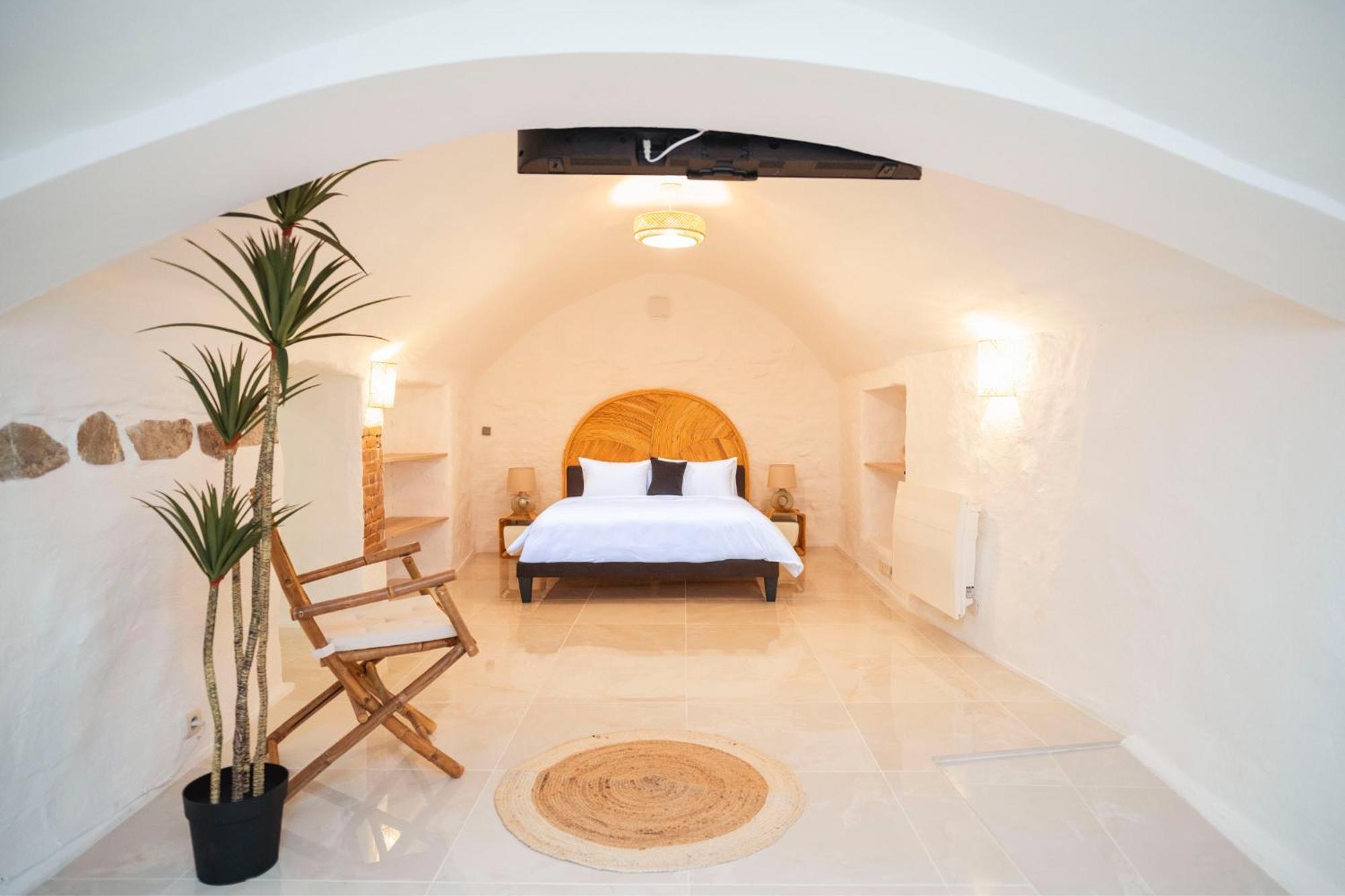 Le Temple D'Aphrodite, Appartement Avec Spa Vienne  Eksteriør billede